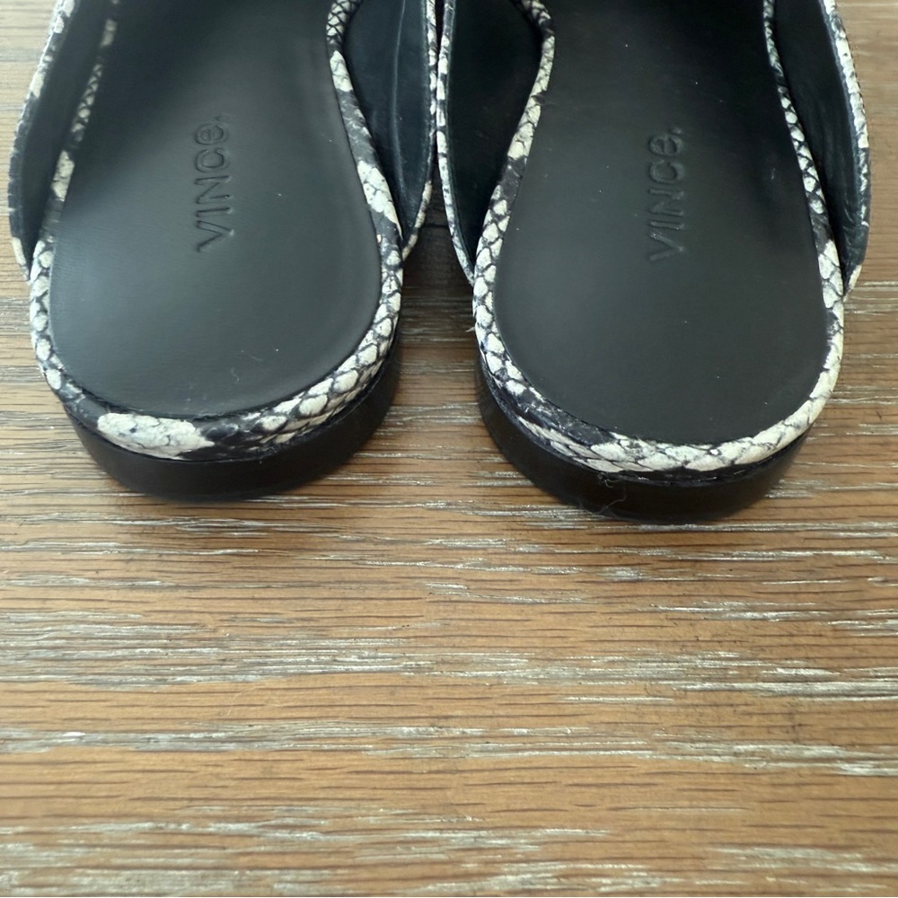 Vince Leather Flat Italian Gray Slip On Mules US 7.5 $380 - Picture 9 of 10